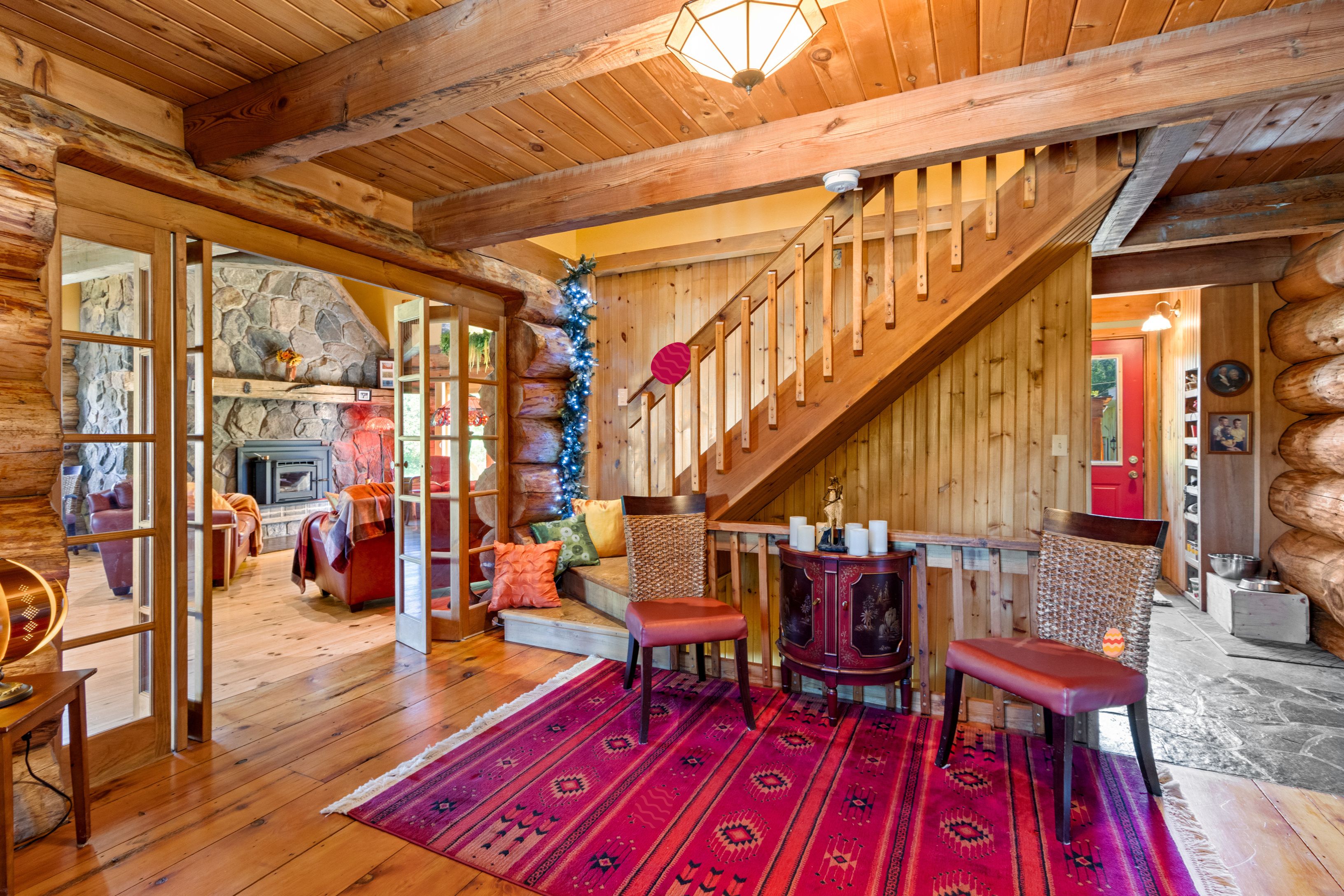 Find how many hidden eggs there are